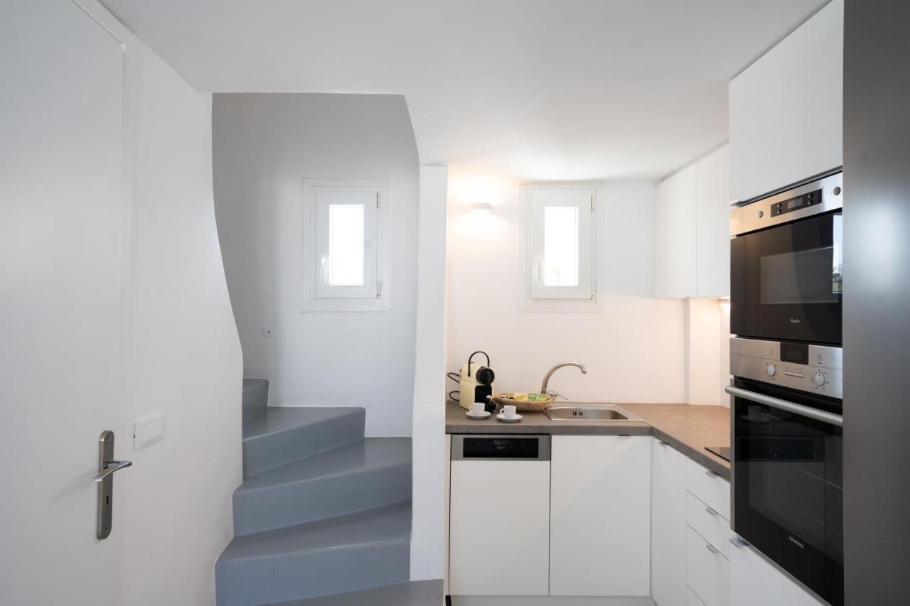 أورنوس Blue, White And Grey Suites المظهر الخارجي الصورة