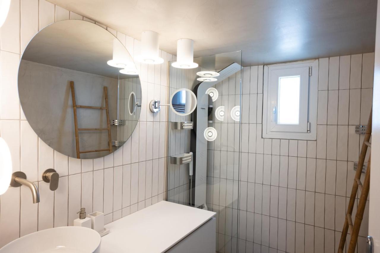 أورنوس Blue, White And Grey Suites المظهر الخارجي الصورة